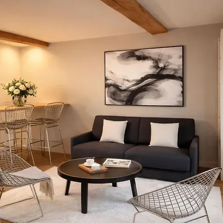 Appartamento Chic In Notre-dame De Parigi