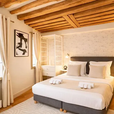 Chic In Notre-dame De Apartment