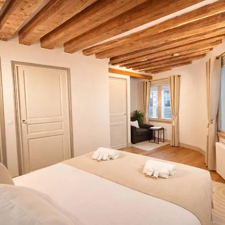 Chic In Notre-dame De Apartment *