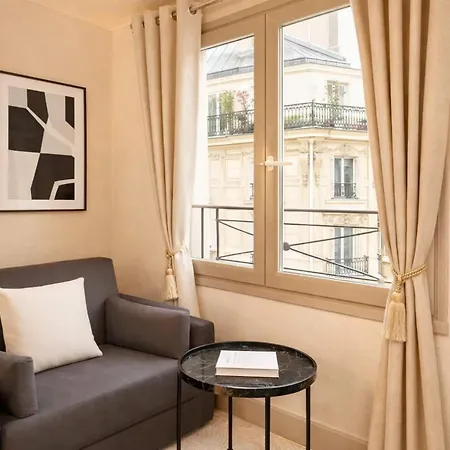 Chic In Notre-dame De Appartamento Parigi
